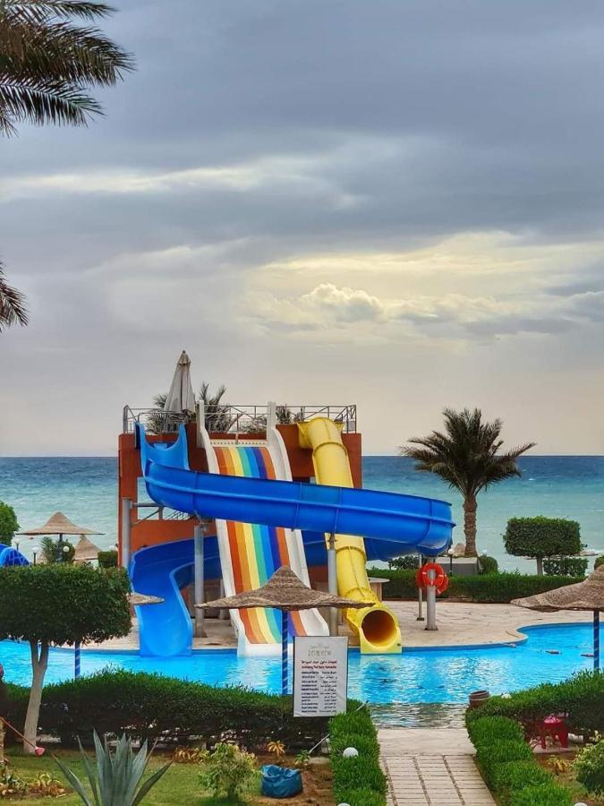 Retal View Resort El Sokhna Aqua Park Ajn-Szuhna Kültér fotó