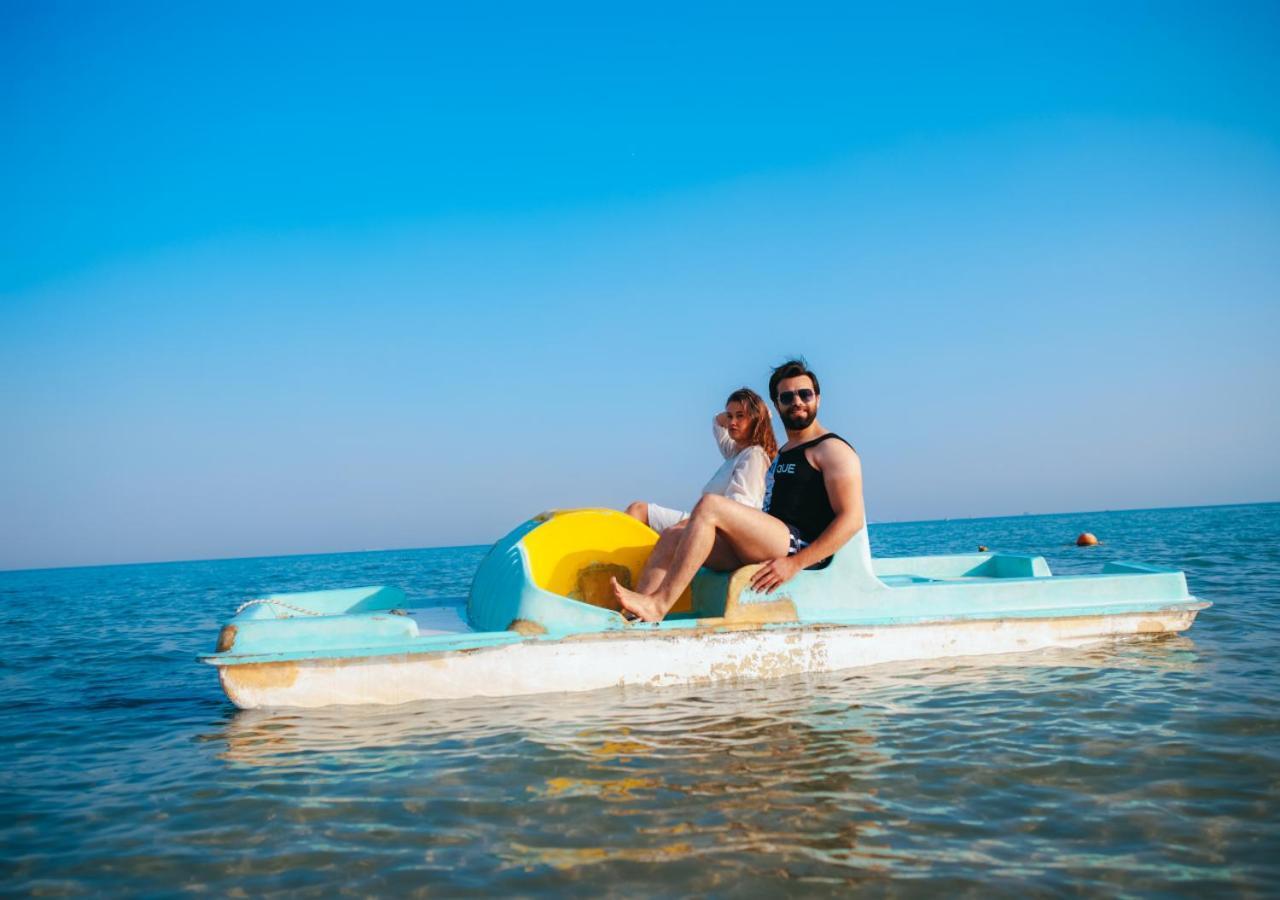 Retal View Resort El Sokhna Aqua Park Ajn-Szuhna Kültér fotó