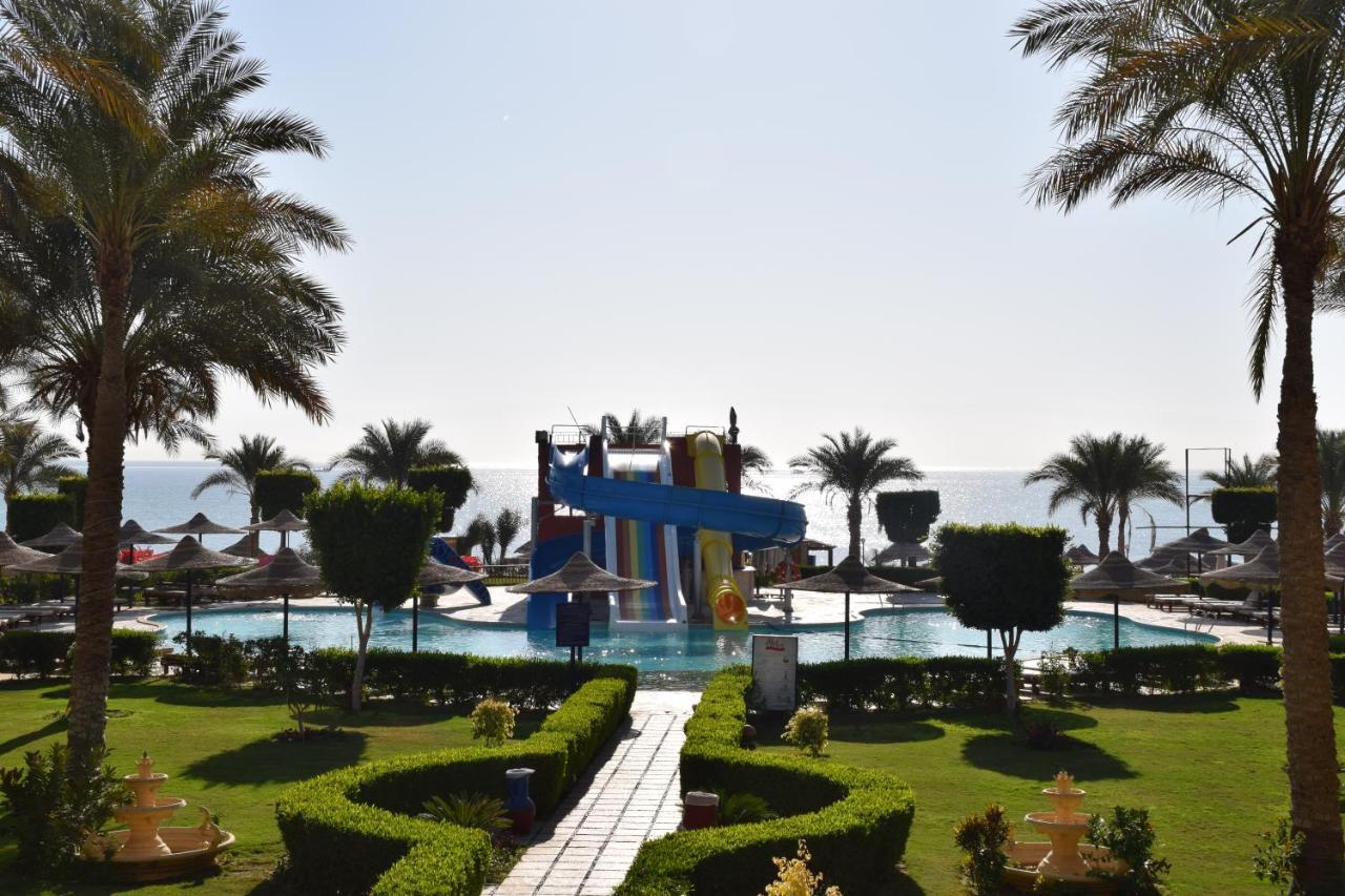 Retal View Resort El Sokhna Aqua Park Ajn-Szuhna Kültér fotó